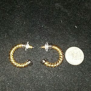 Avon Goldtone Twist Loop Hoop Earrings Vintage Fashion Jewelry Classic Style